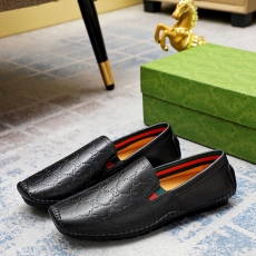 Gucci Low Shoes